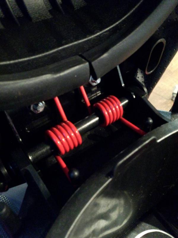 シートスプリングダンパー 【レッド】シグナスX4/5型/BWSR/BWS125 2型
