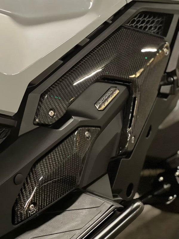 MOS カーボンフットレストサイドカバー左右セット【X-ADV750】2021-2022