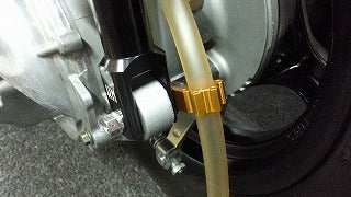 汎用ホースホルダー 【シグナスX/BWS125】パープル