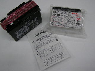国産バッテリーGSユアサ　YTR4A-BS