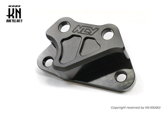 NCY フロントブレーキ キャリパーサポート【NMAX125/155(V1/V2)/AEROX155】【ブレンボ4POTキャリパー用/267mmディスク用】