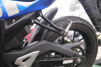 MOS カーボンルック リアフェンダー【GSX-R 125/150】【GSX-S 125/150